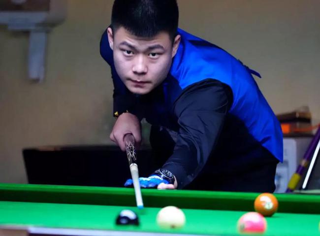 飞行距离穿 飞行距离穿